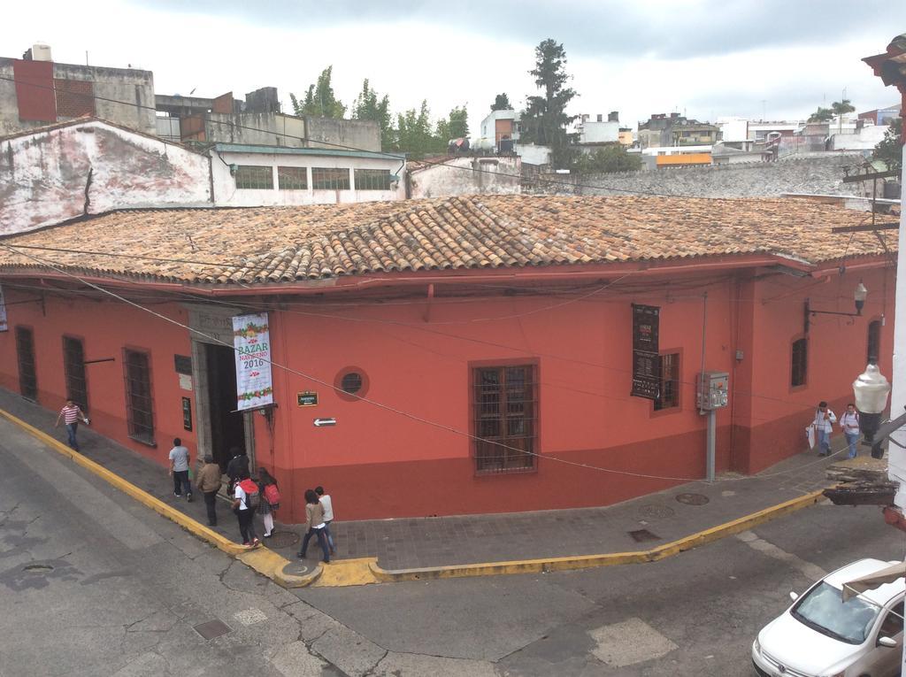 Hostal 50 Xalapa Bagian luar foto