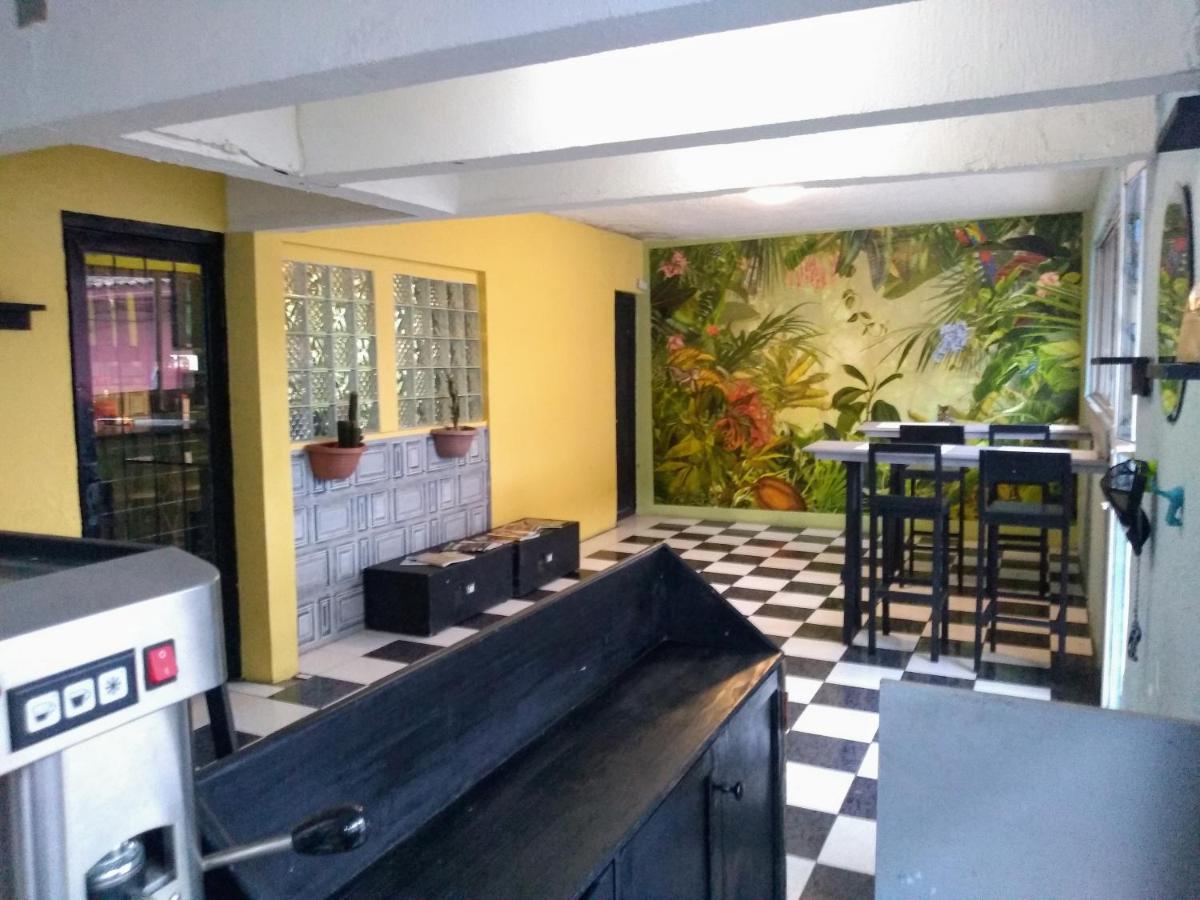 Hostal 50 Xalapa Bagian luar foto